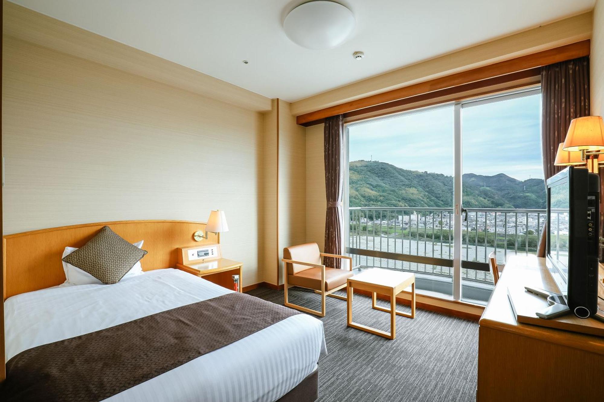 Kamenoi Hotel Kochi Ino Екстериор снимка