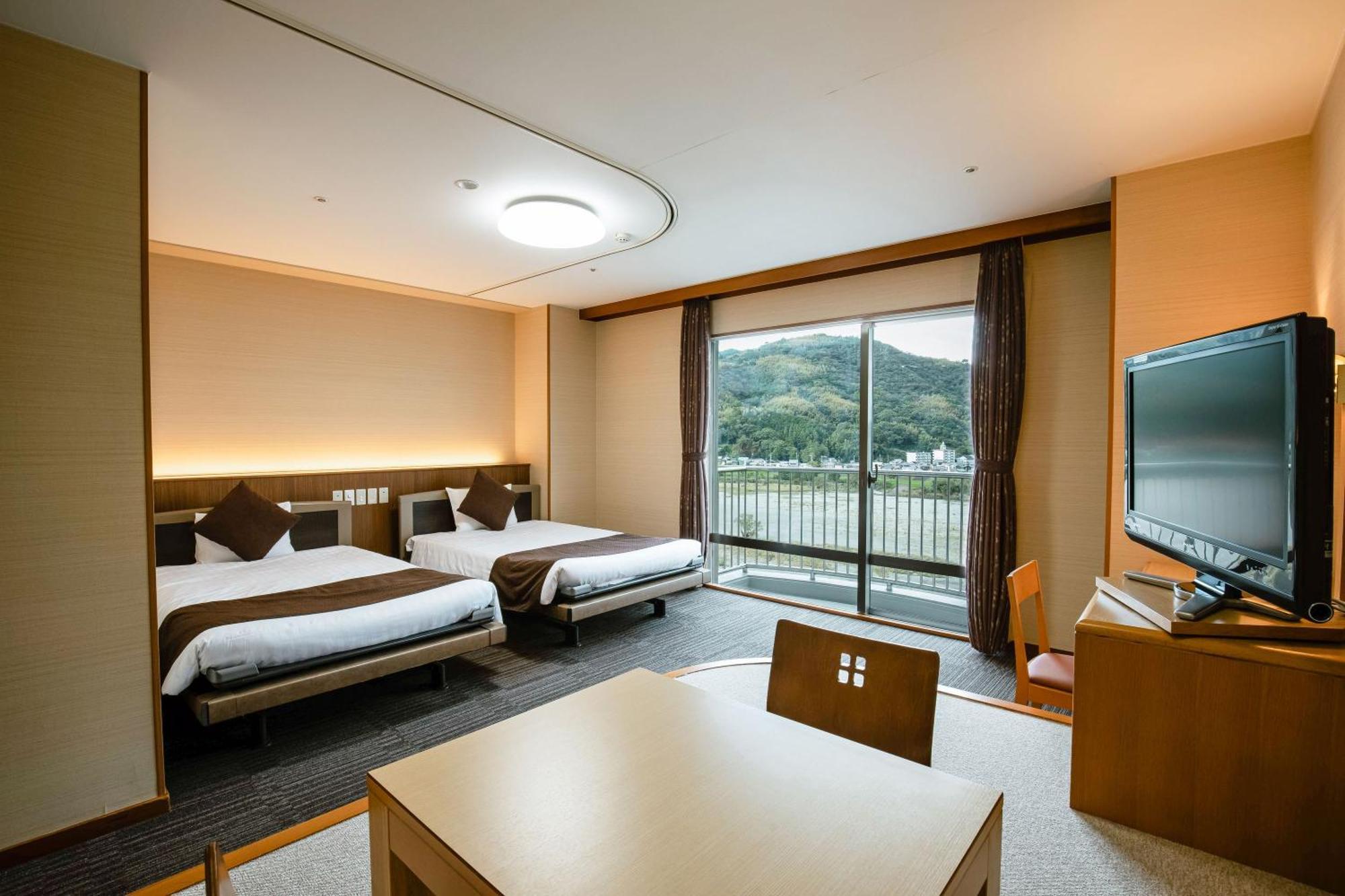 Kamenoi Hotel Kochi Ino Екстериор снимка
