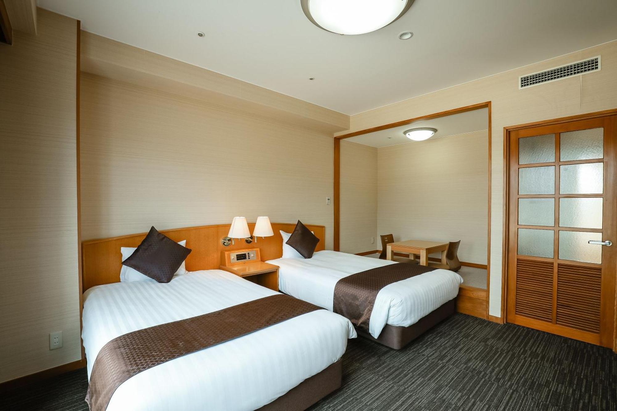 Kamenoi Hotel Kochi Ino Екстериор снимка