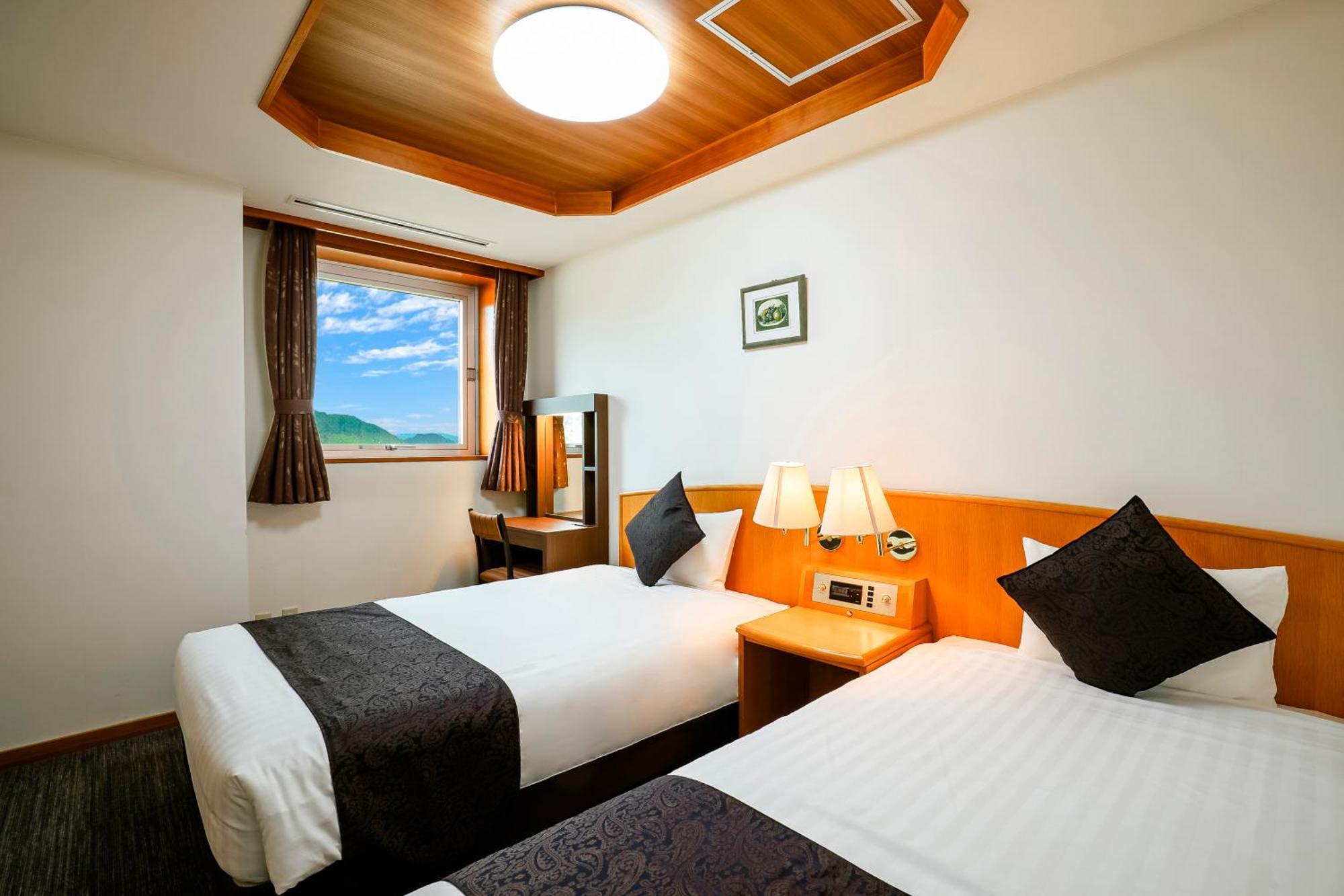 Kamenoi Hotel Kochi Ino Екстериор снимка